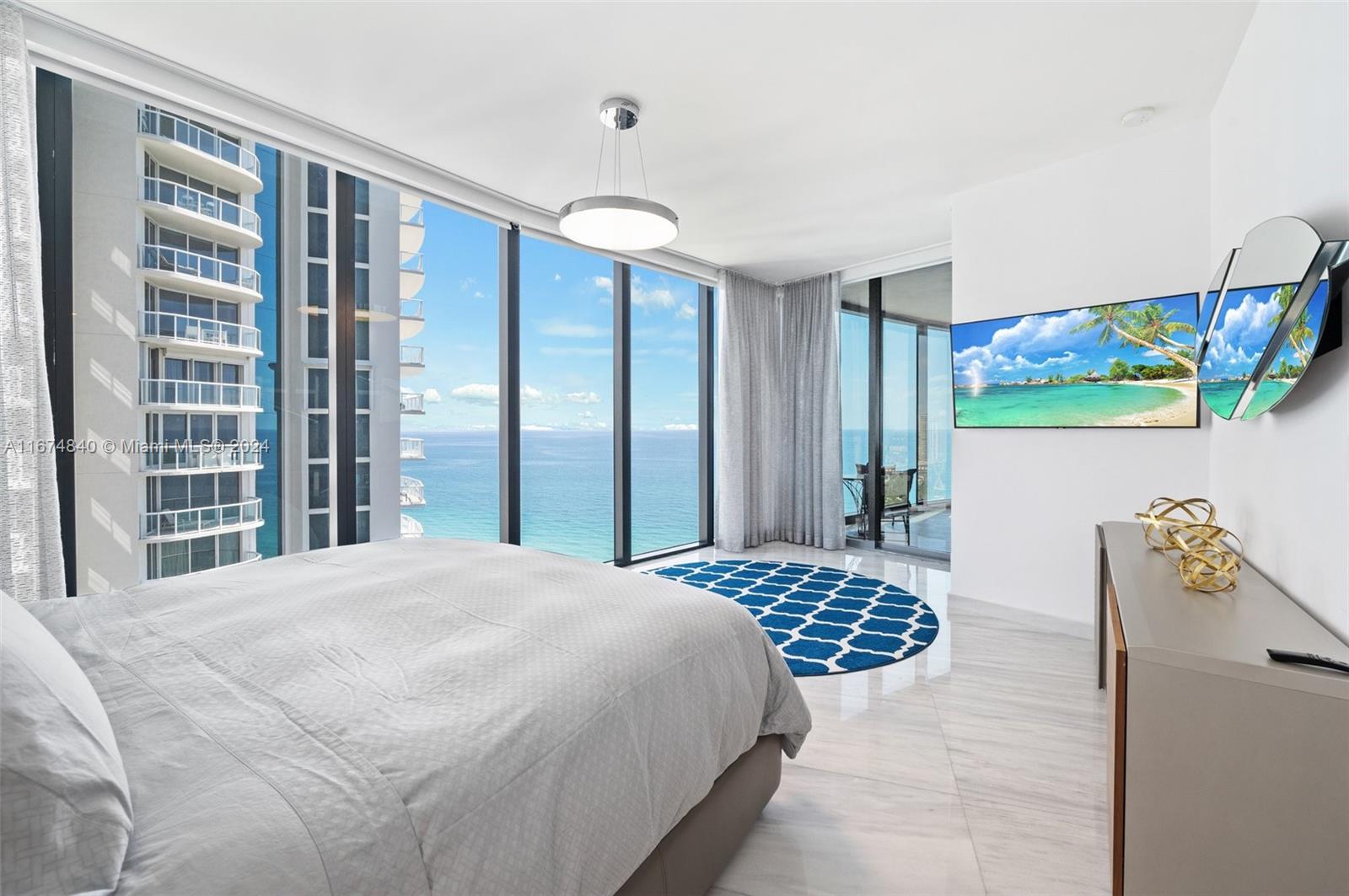 18555 Collins Ave # 2105