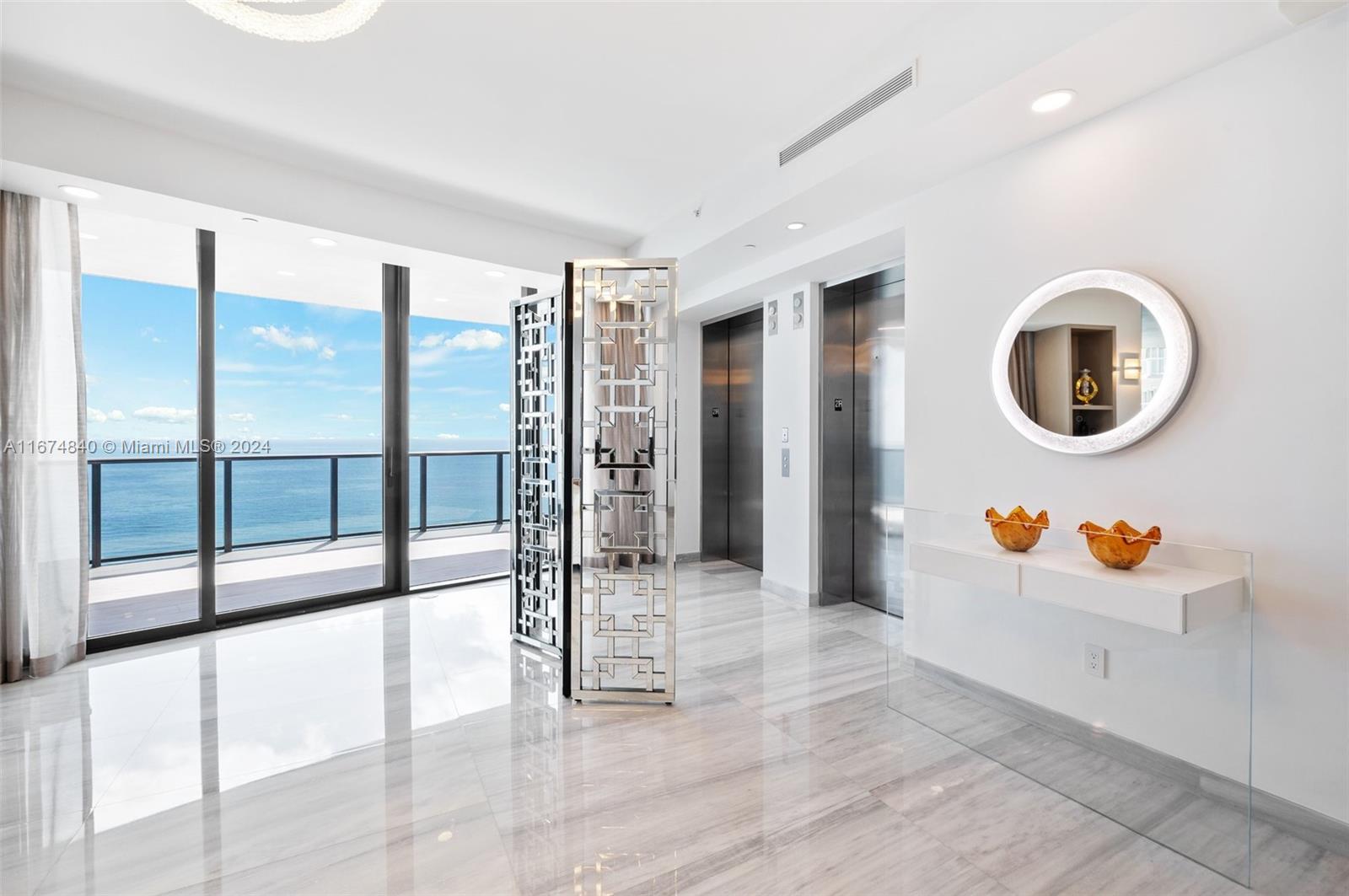 18555 Collins Ave # 2105