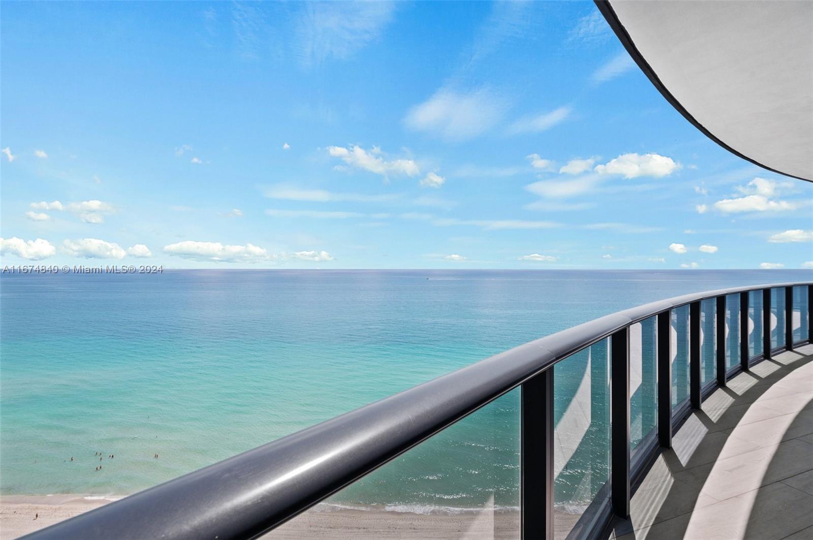18555 Collins Ave # 2105