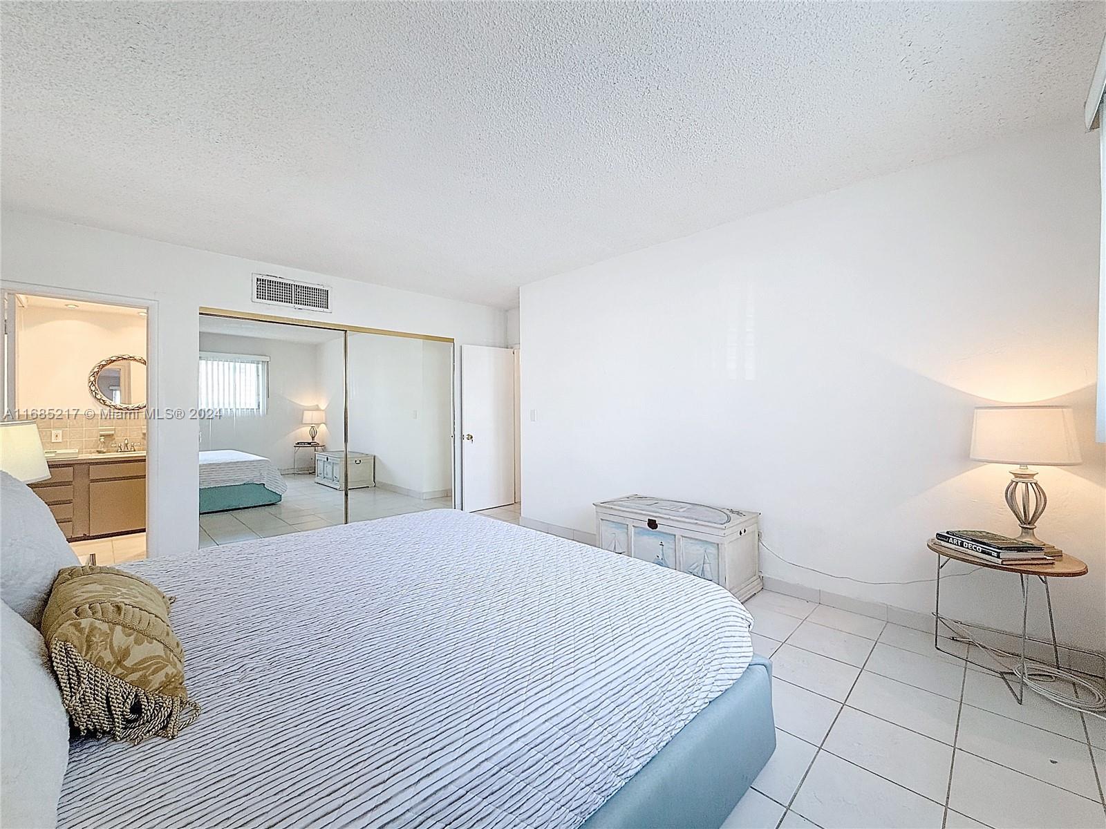 10081 W Bay Harbor Dr # 1