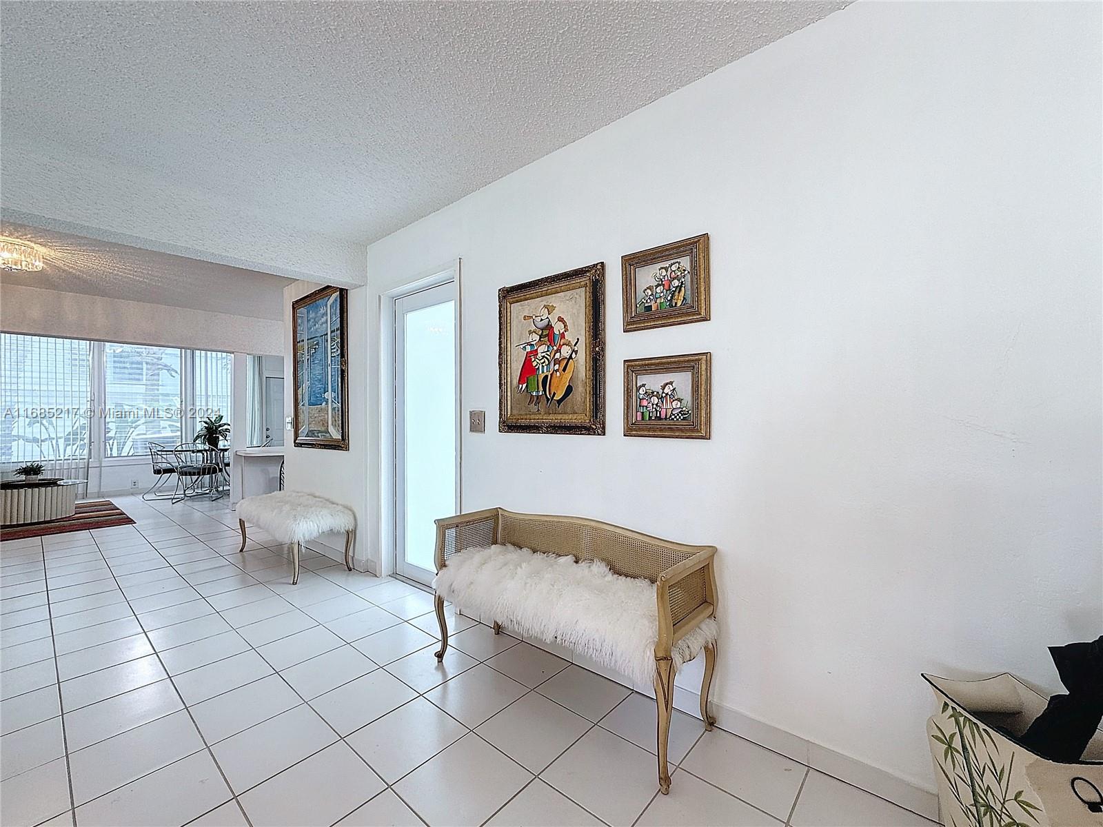 10081 W Bay Harbor Dr # 1