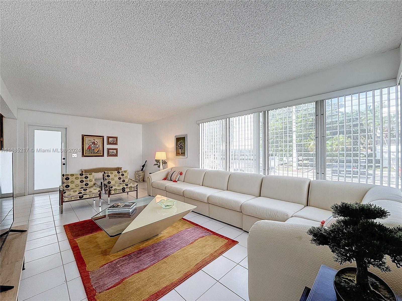 10081 W Bay Harbor Dr # 1