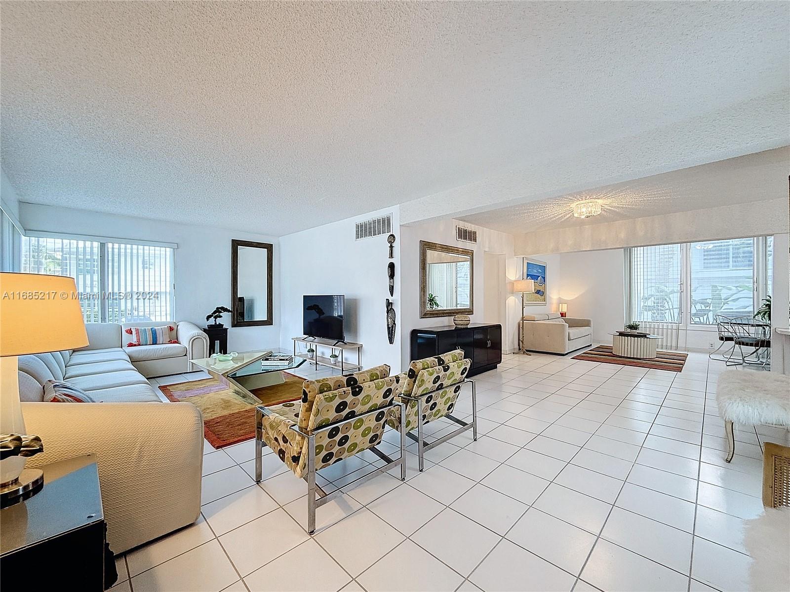 10081 W Bay Harbor Dr # 1