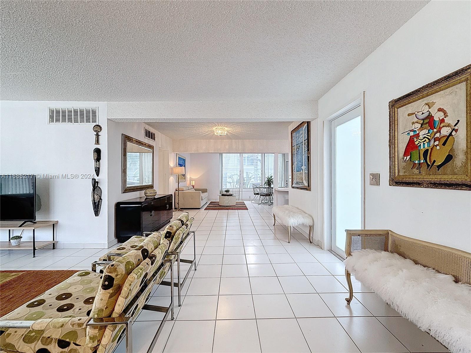 10081 W Bay Harbor Dr # 1