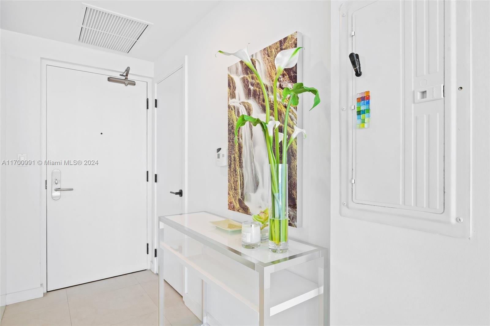 6799 Collins Ave Unit: CPH04