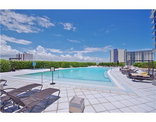 6799 Collins Ave Unit: CPH04