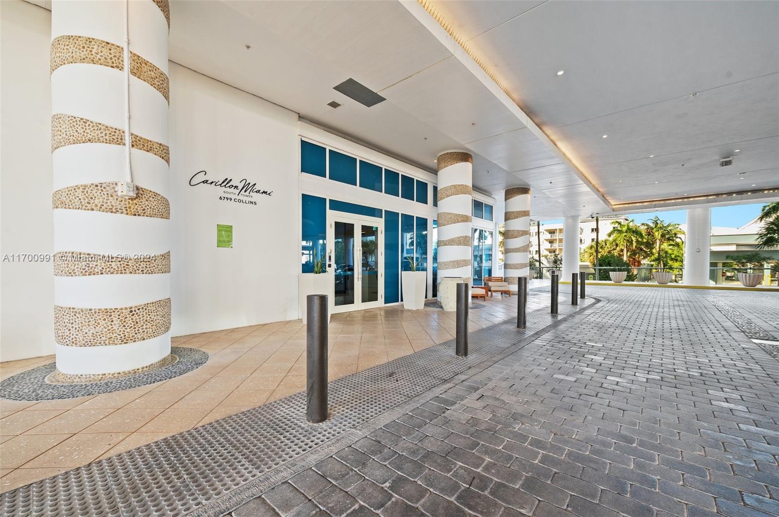 6799 Collins Ave Unit: CPH04