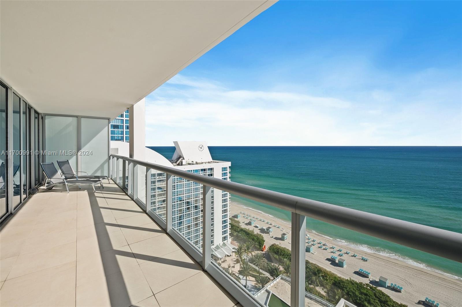 6799 Collins Ave Unit: CPH04