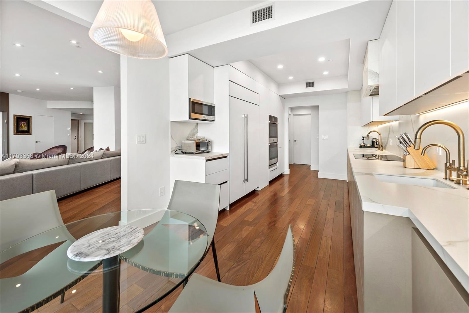 9601 Collins Ave # 1608