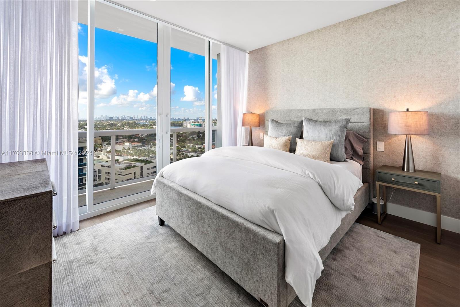 9601 Collins Ave # 1608
