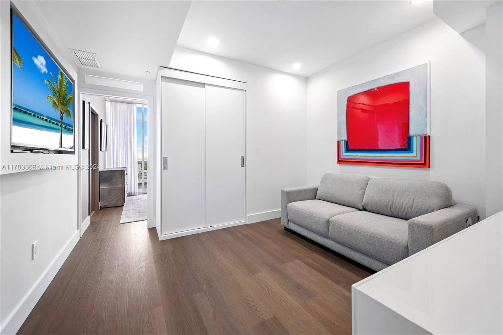 9601 Collins Ave # 1608