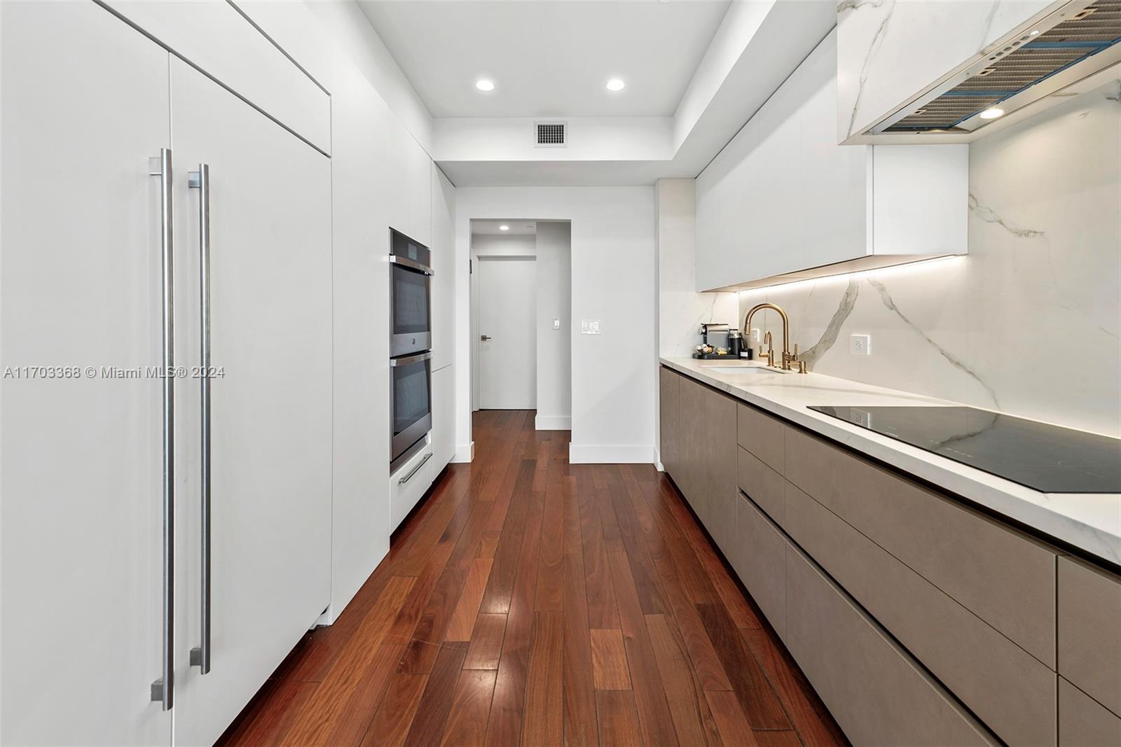 9601 Collins Ave # 1608