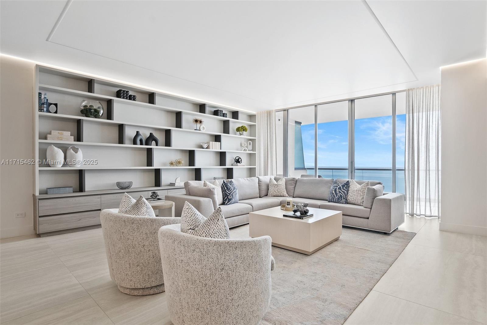 18501 Collins Ave # 3503
