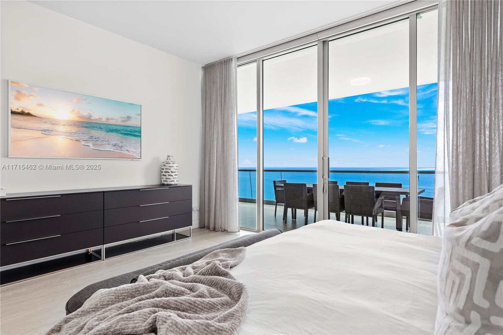 18501 Collins Ave # 3503