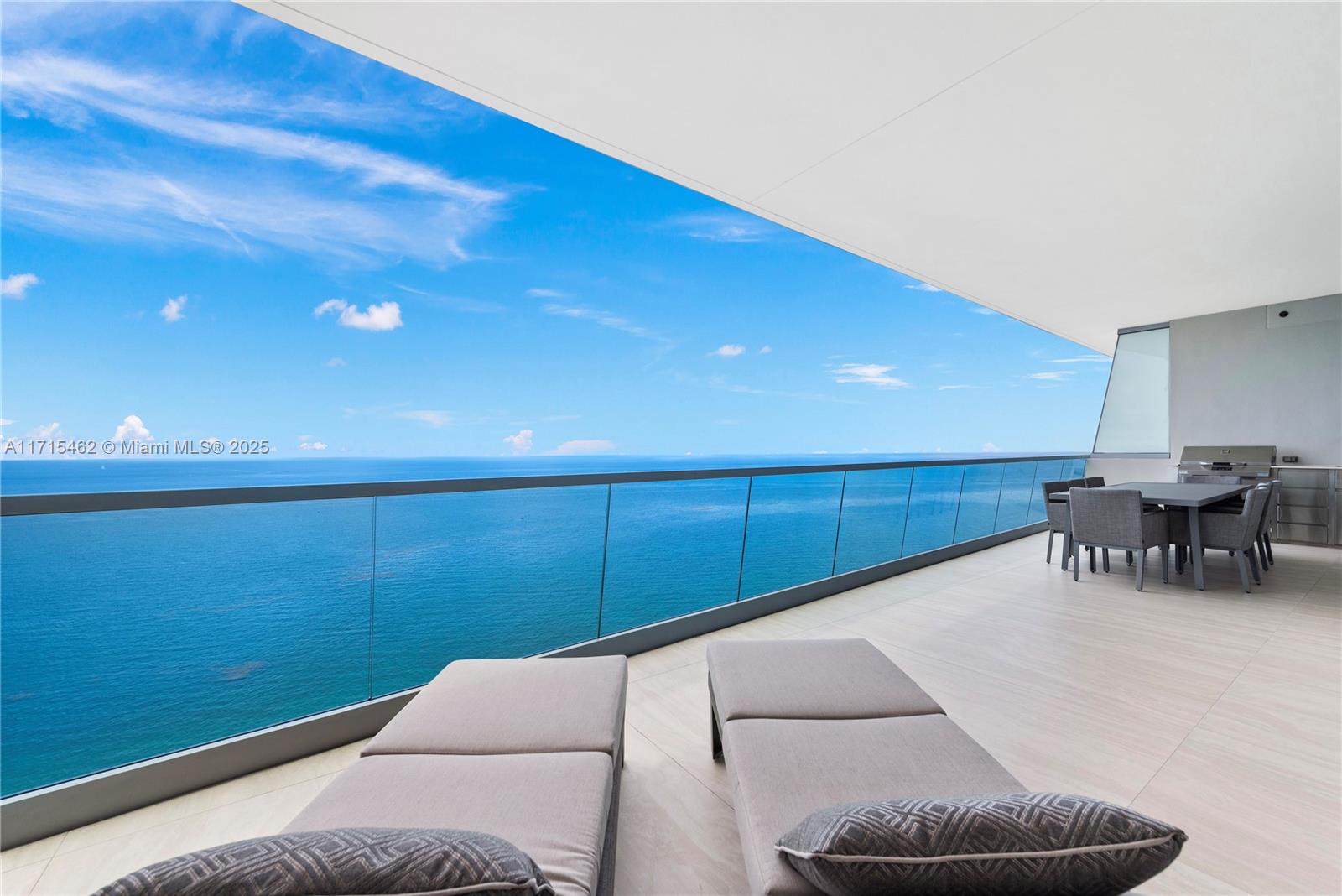 18501 Collins Ave # 3503