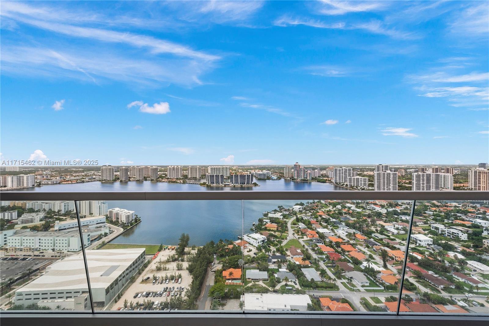 18501 Collins Ave # 3503