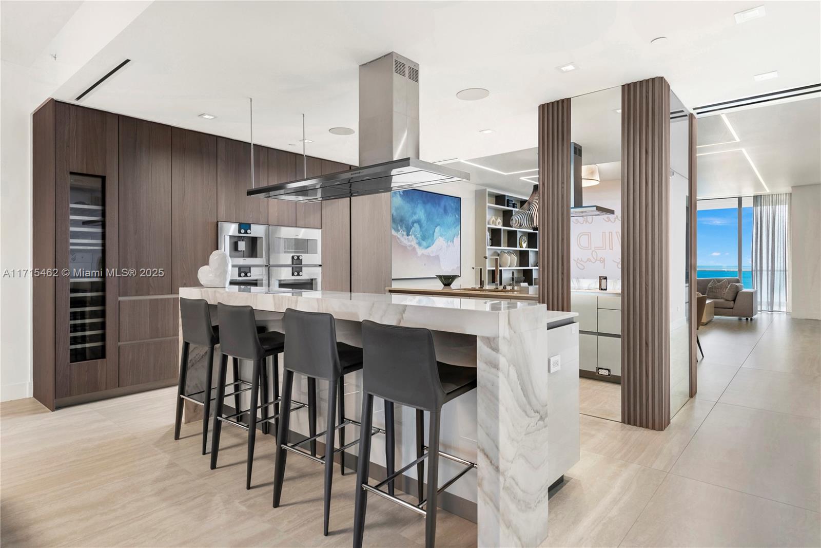 18501 Collins Ave # 3503