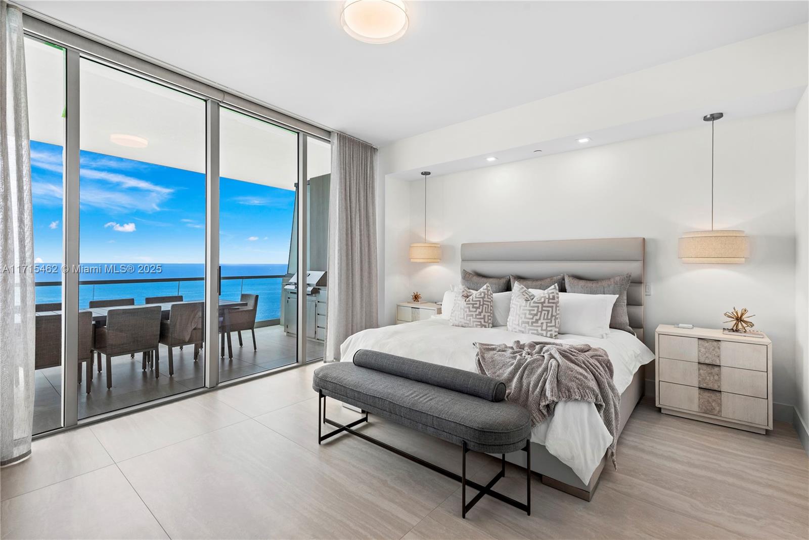 18501 Collins Ave # 3503