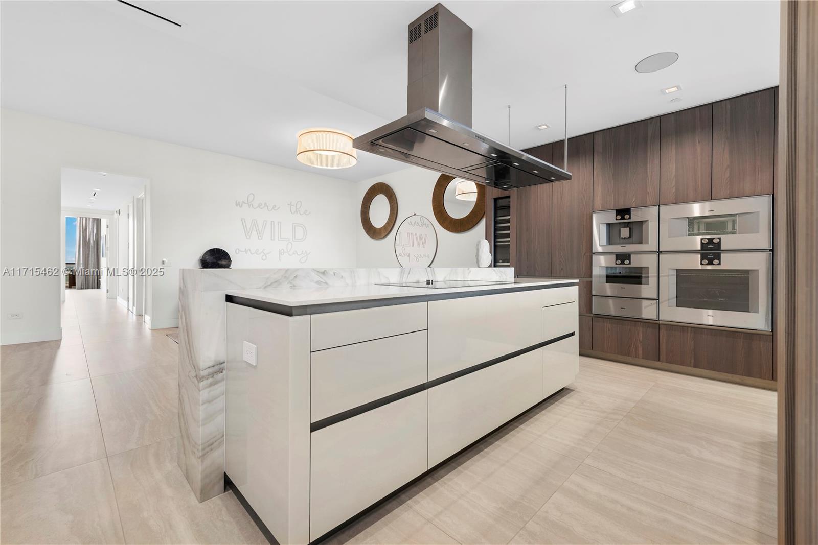 18501 Collins Ave # 3503