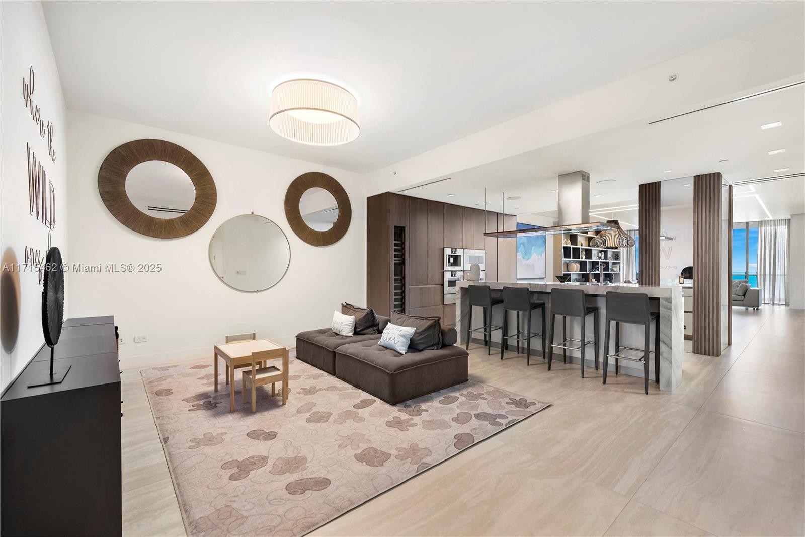 18501 Collins Ave # 3503