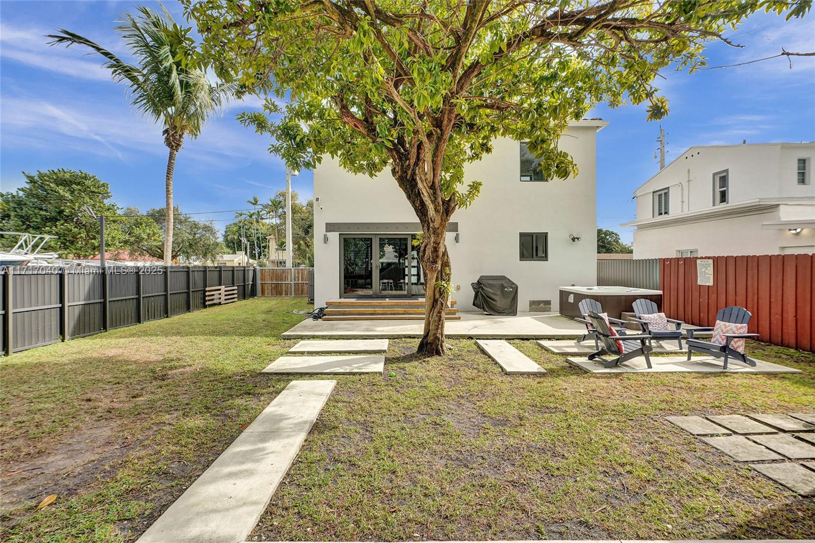 50 NW 24th Ave