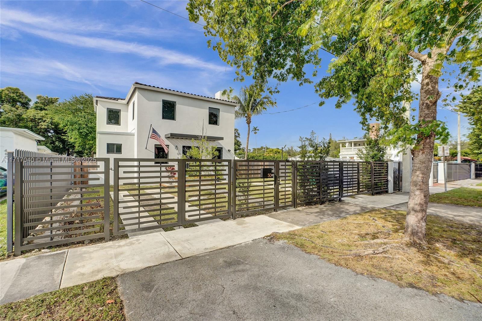50 NW 24th Ave