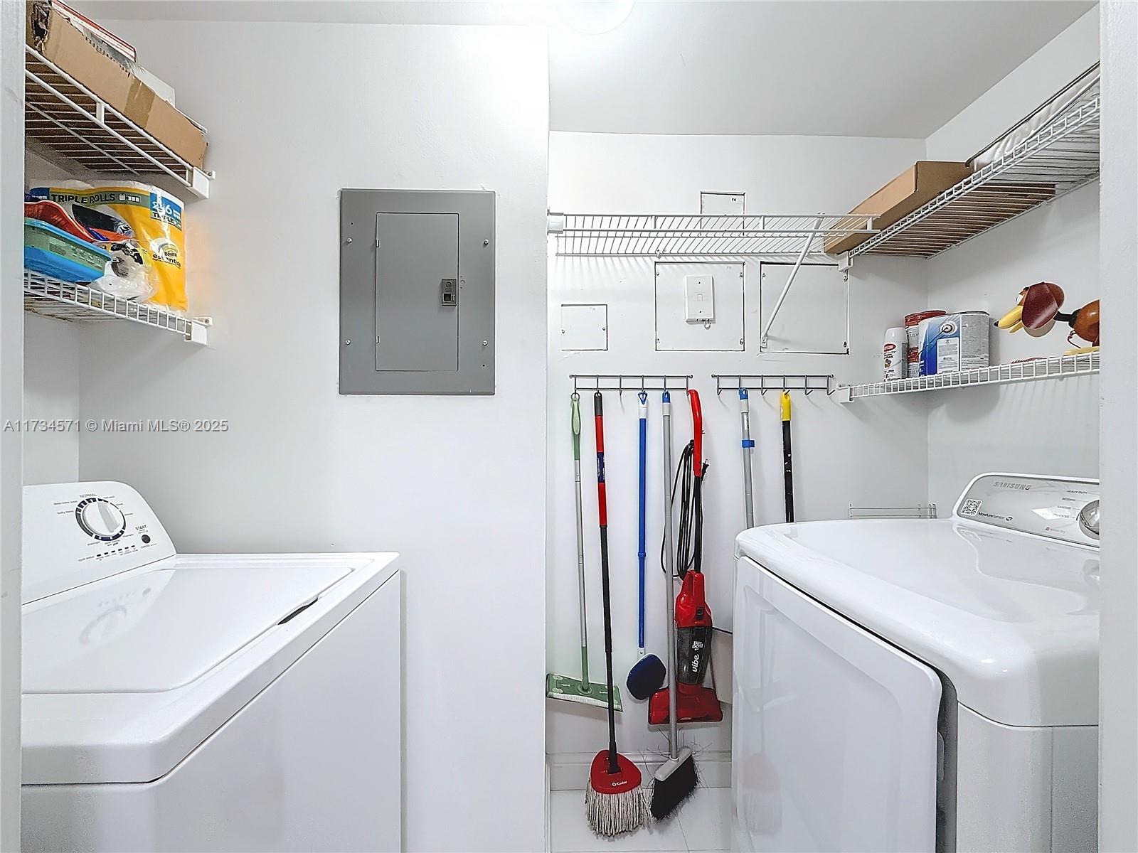 9172 Collins Ave # 414