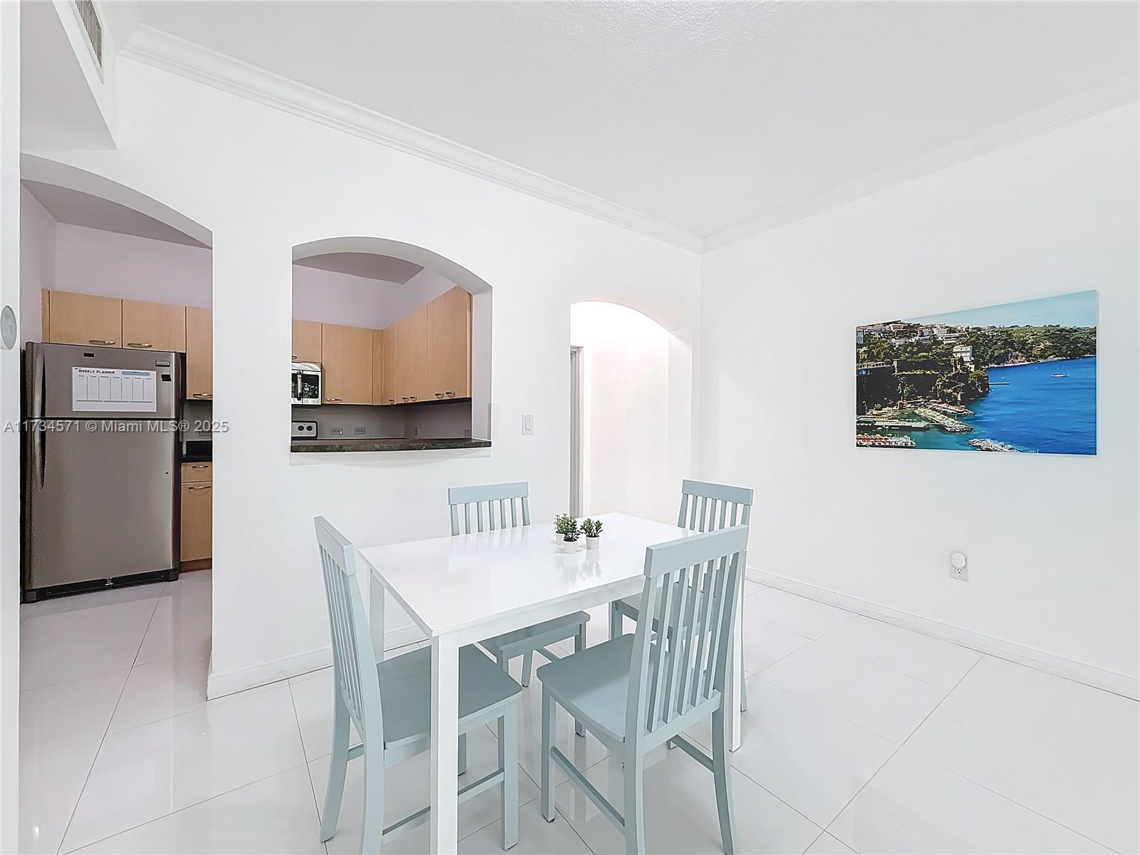 9172 Collins Ave # 414