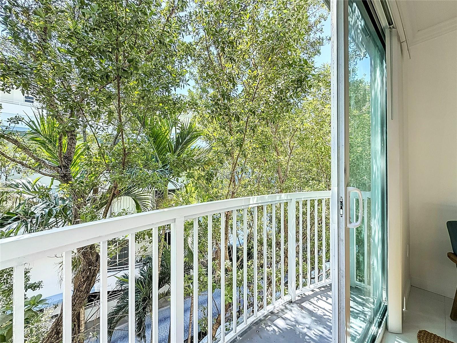 9172 Collins Ave # 414