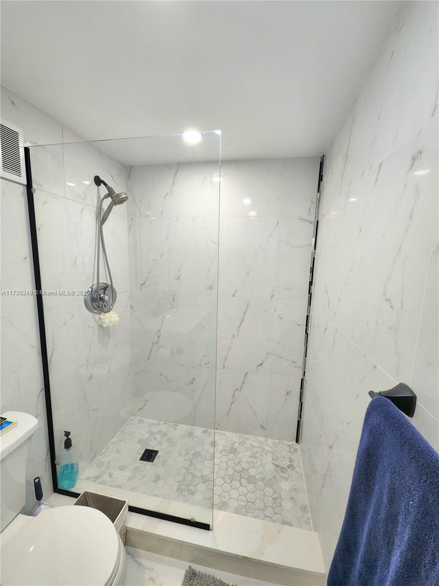 3725 S Ocean Dr # 1410