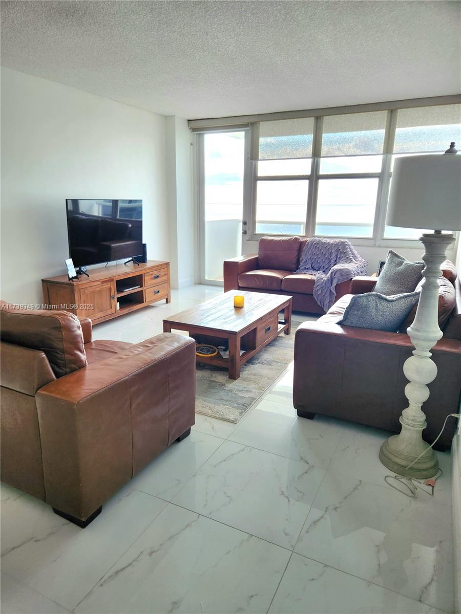 3725 S Ocean Dr # 1410