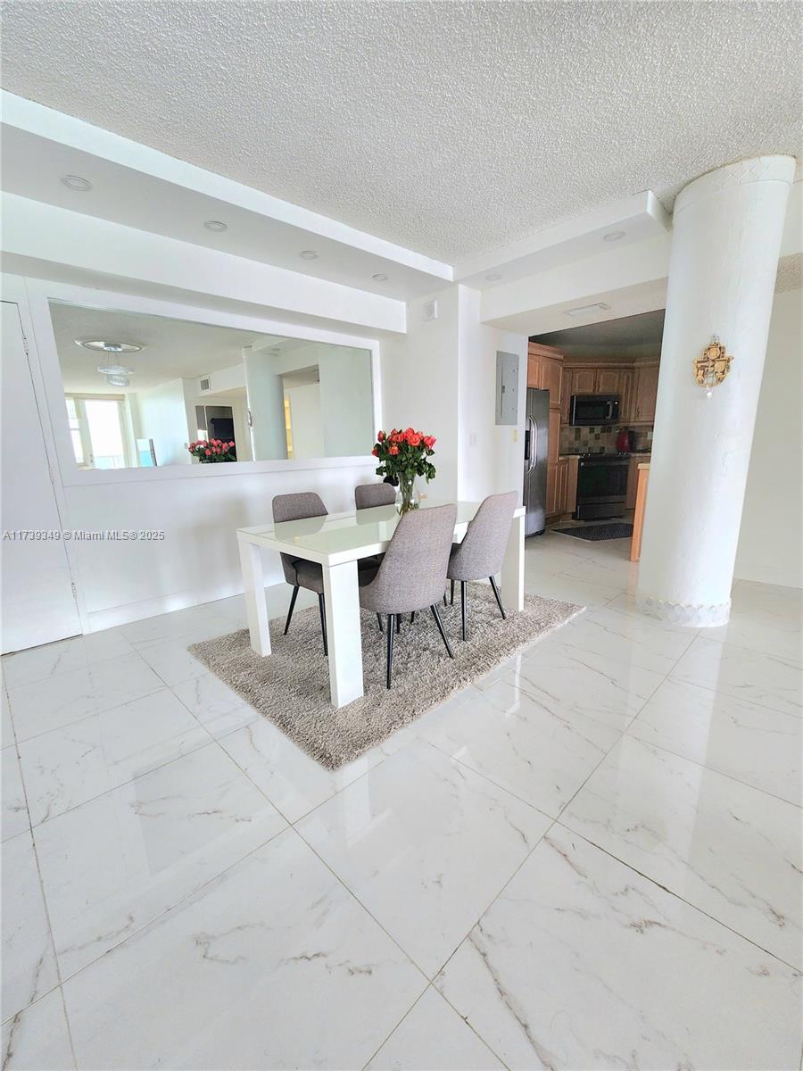 3725 S Ocean Dr # 1410