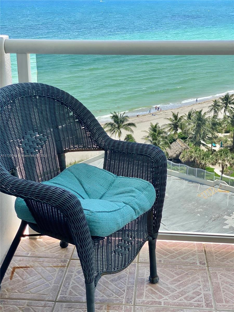 3725 S Ocean Dr # 1410