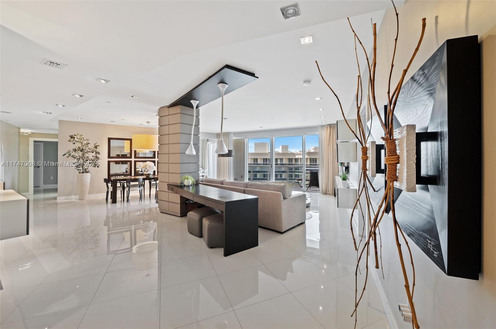 9601 Collins Ave # 1208