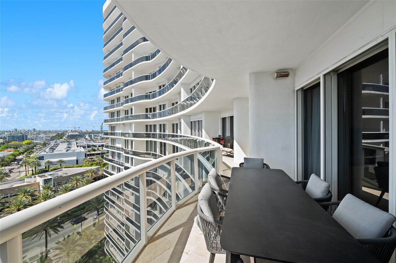 9601 Collins Ave # 1208