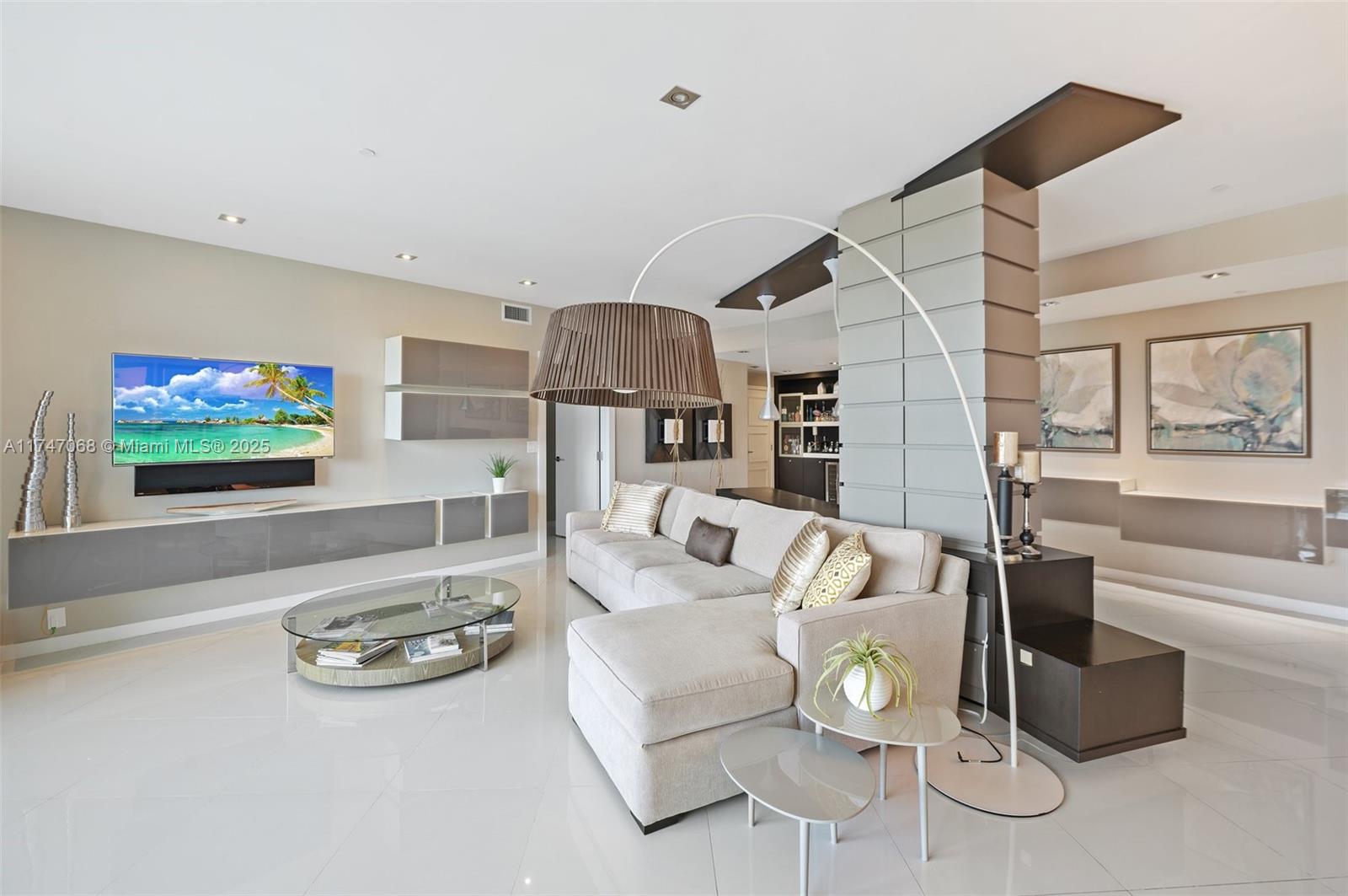9601 Collins Ave # 1208