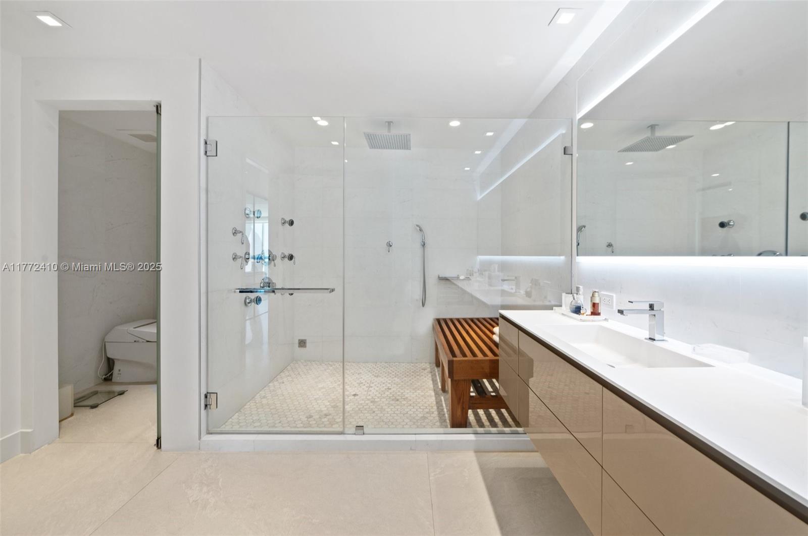 9601 Collins Ave # 1506