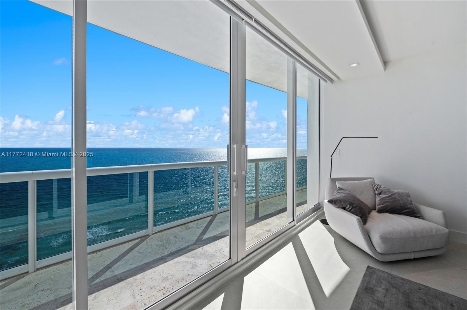 9601 Collins Ave # 1506