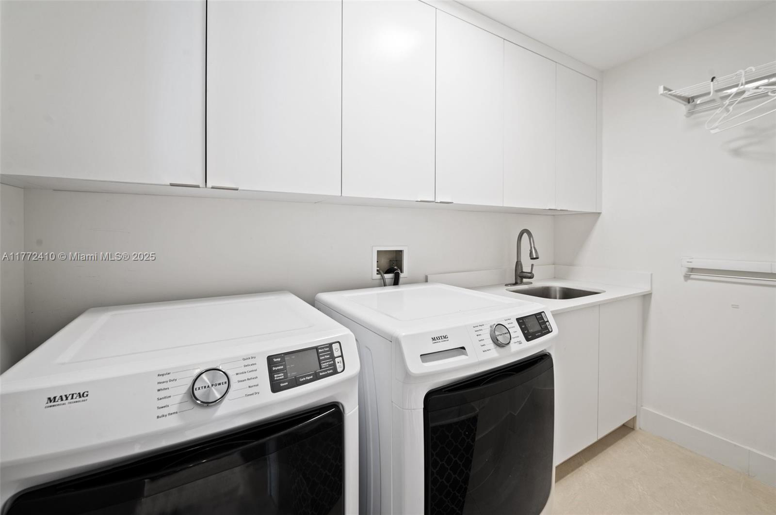 9601 Collins Ave # 1506