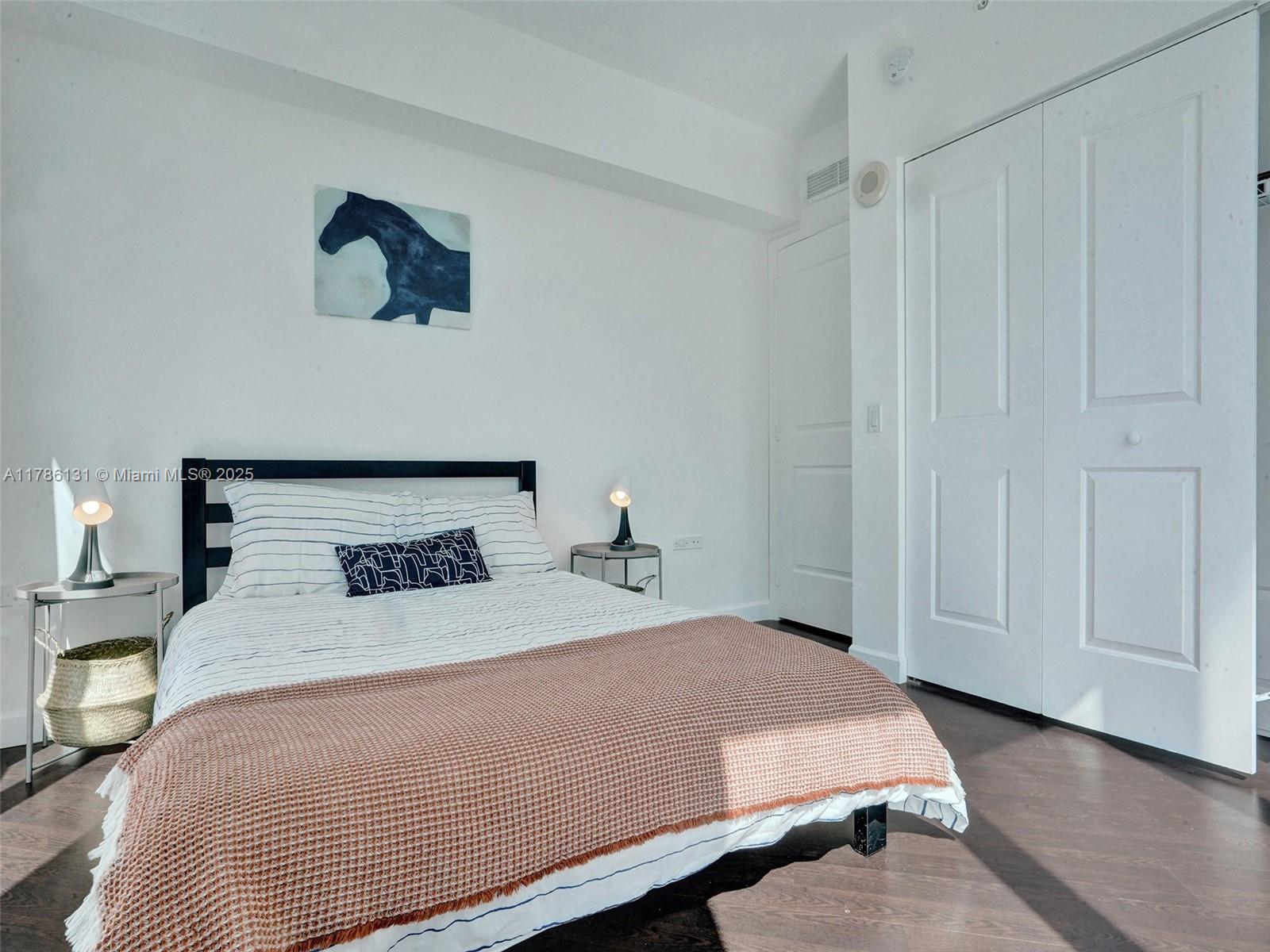 480 NE 30th St # 901