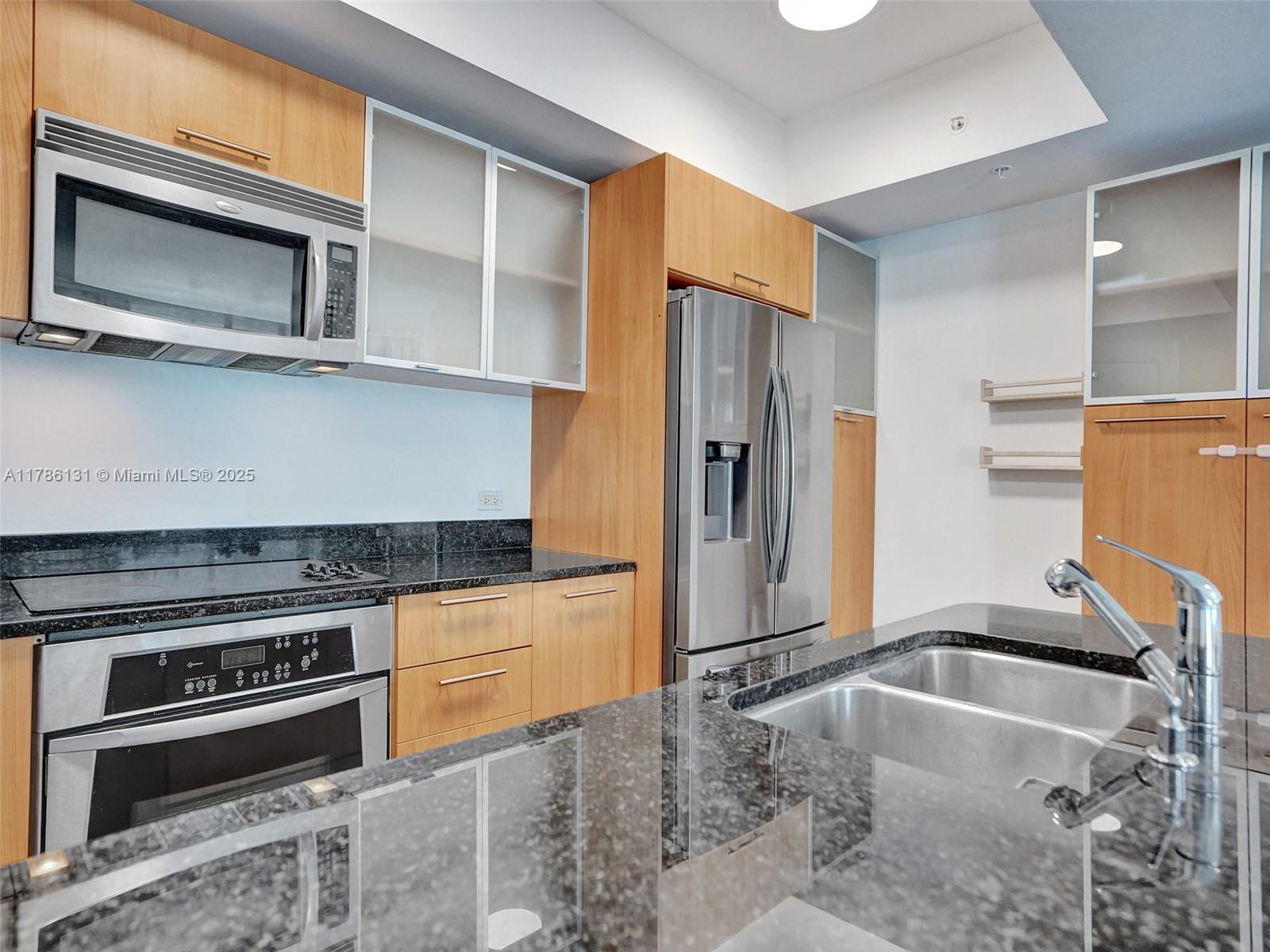 480 NE 30th St # 901