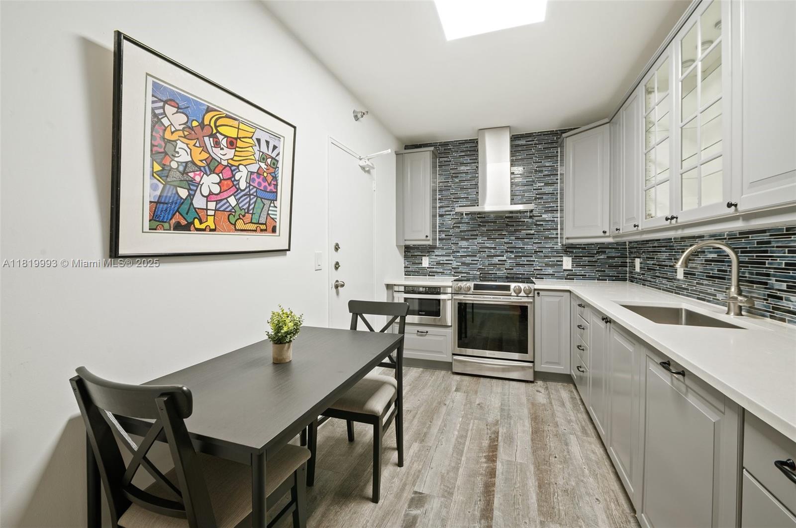 10185 Collins Ave # 1508