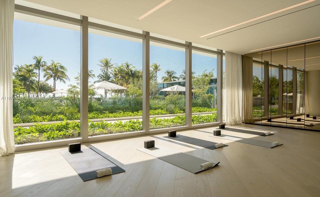 10203 Collins Ave # 1105