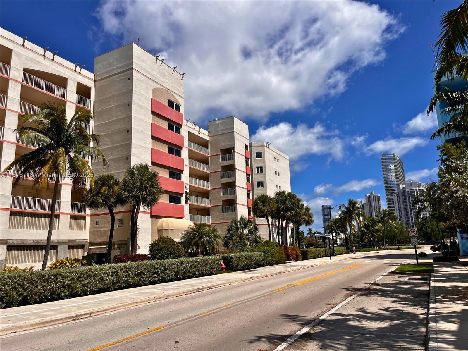 18260 N Bay Rd # 320