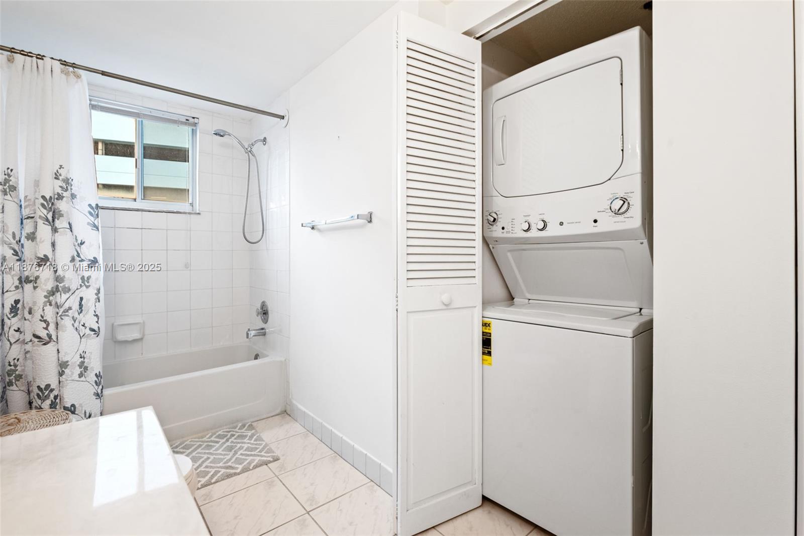 18260 N Bay Rd # 320