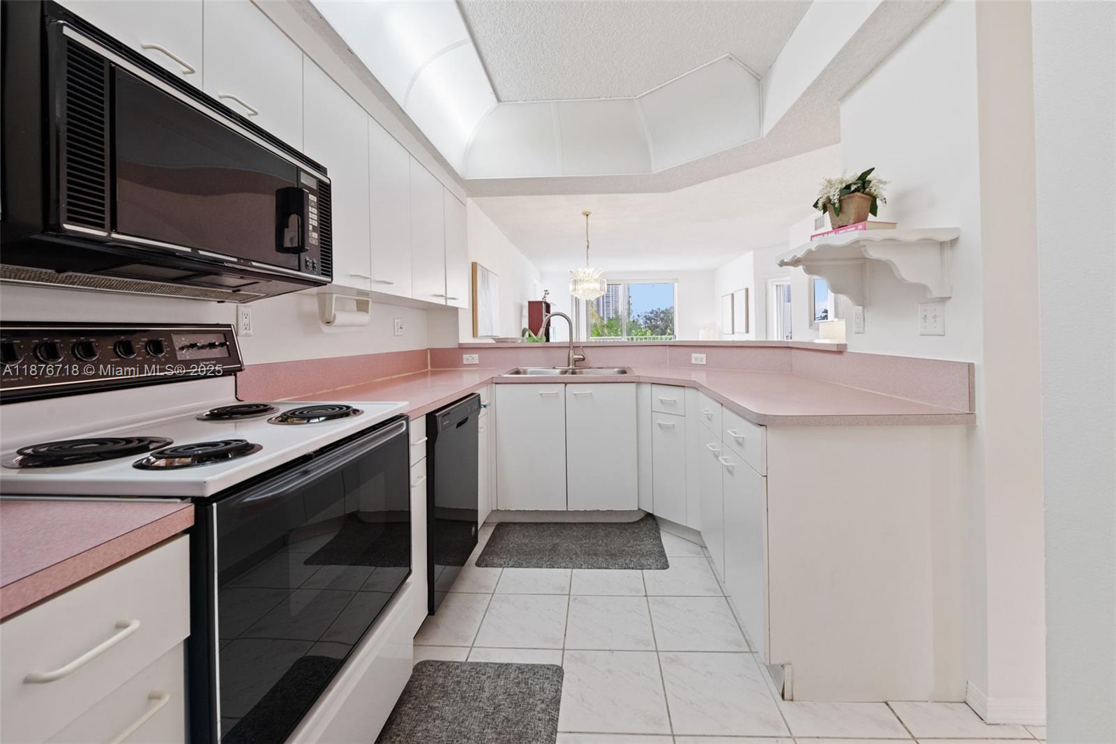 18260 N Bay Rd # 320