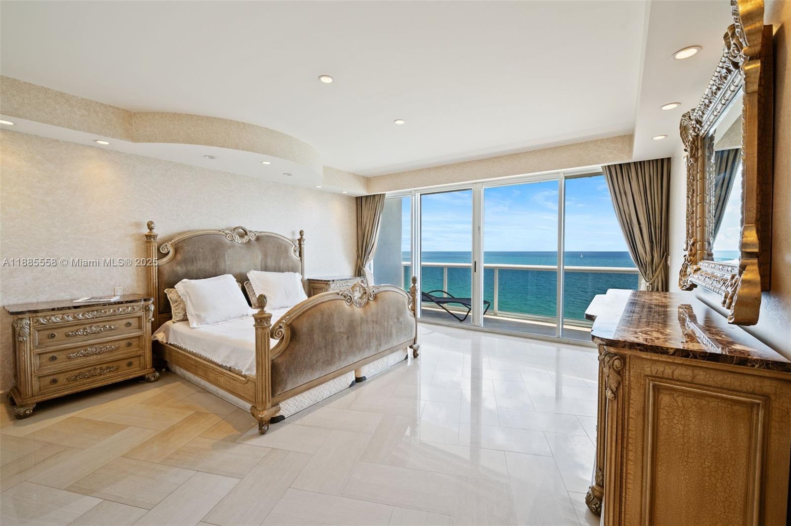 9601 Collins Ave # 1206