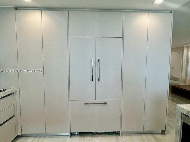 9801 Collins Ave # 14E