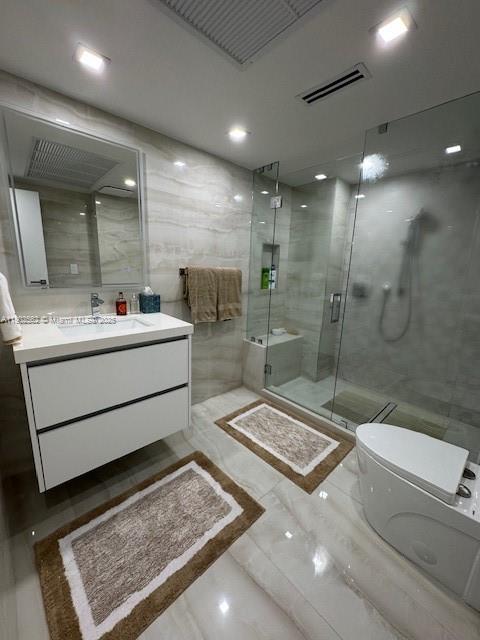 9801 Collins Ave # 14E