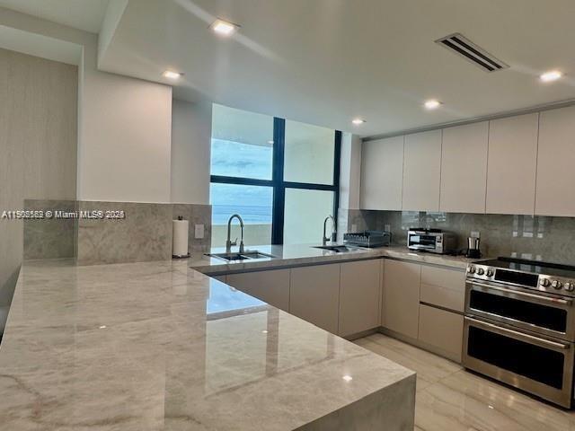 9801 Collins Ave # 14E